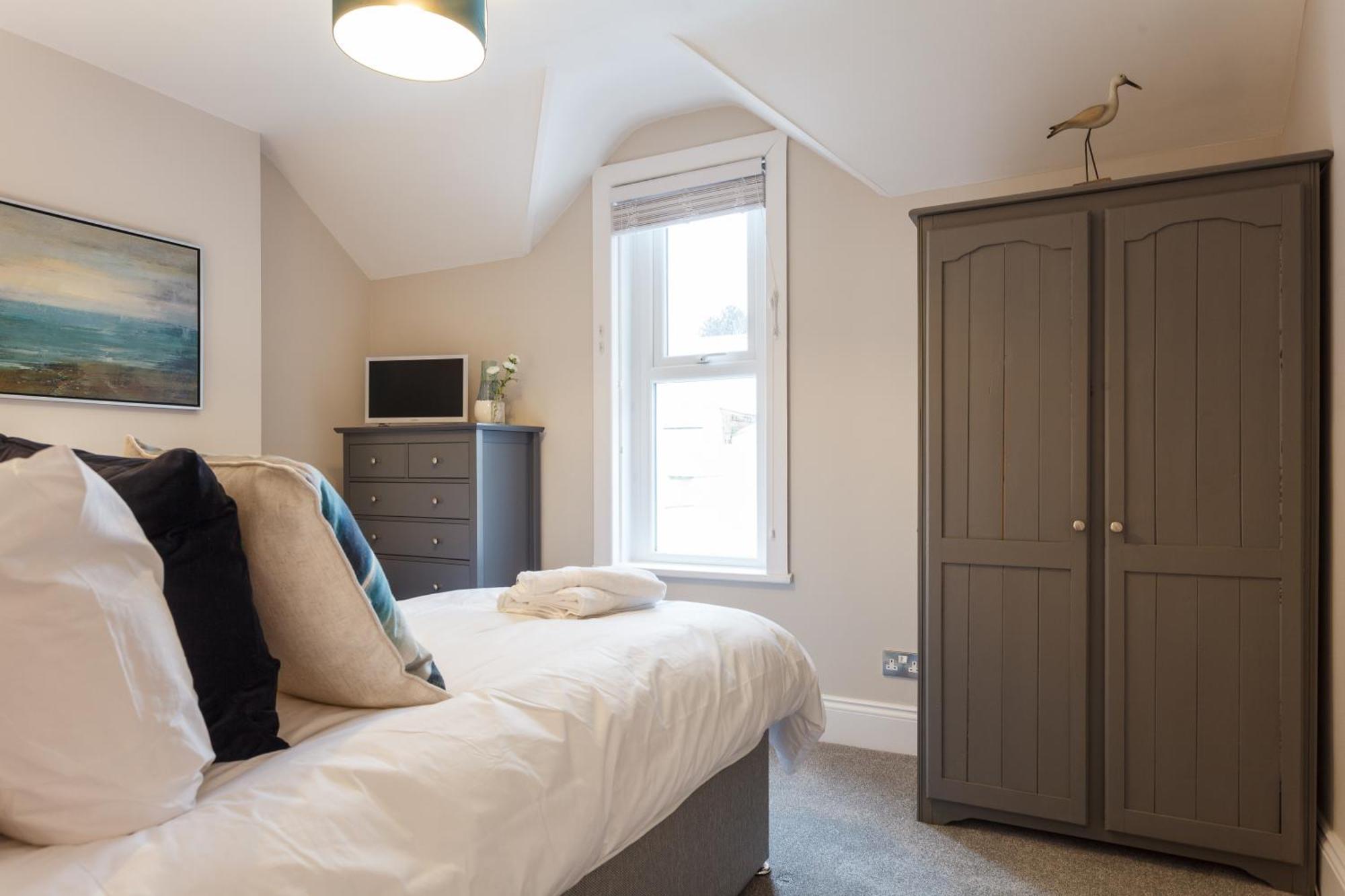 Stylish Town Centre House - 300Mbps, Parking & Sunny Decking Apartment Bournemouth Exterior photo